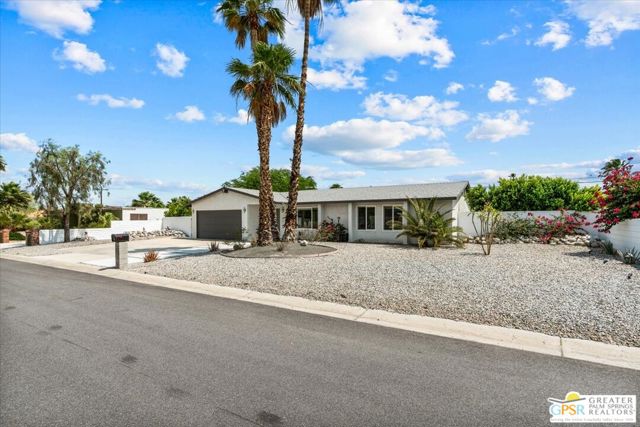 3121 E Ventura Road, Palm Springs CA: https://media.crmls.org/mediaz/7559c2d7-64d9-416d-9d68-3cd670127793.jpg