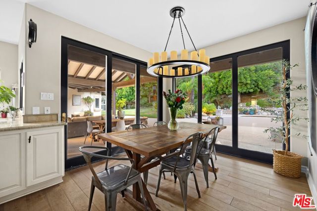 25217 Eldorado Meadow Road, Hidden Hills CA: https://media.crmls.org/mediaz/755a5262-50fa-481c-bddf-8c9fc2c4c60e.jpg