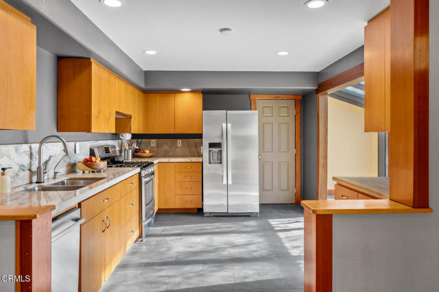 Detail Gallery Image 7 of 35 For 42560 Little River Airport Rd, Little River_1,  CA 95456 - 3 Beds | 2 Baths