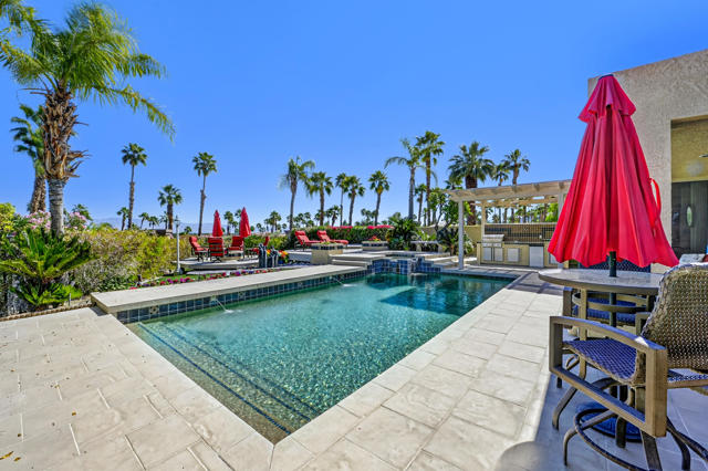 26 Alta Vista, Rancho Mirage CA: https://media.crmls.org/mediaz/755a6c50-0c98-4e97-94fb-aa89baec40af.jpg