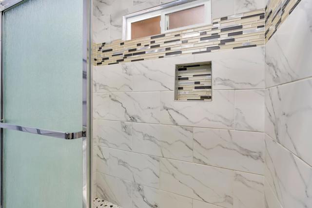 1005 W 8th Street, Merced CA: https://media.crmls.org/mediaz/755adc59-63ba-4846-83fd-6ff5c779301b.jpg