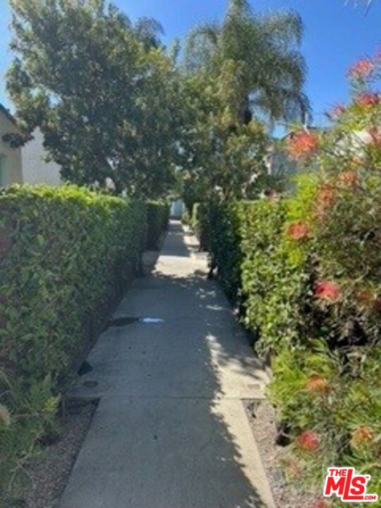 1533 6th Avenue photo 4