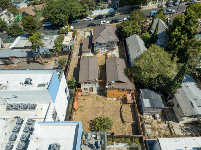 2132 branden Street, Los Angeles CA: https://media.crmls.org/mediaz/755bc471-5df5-4bb3-9930-f0582383b57a.jpg