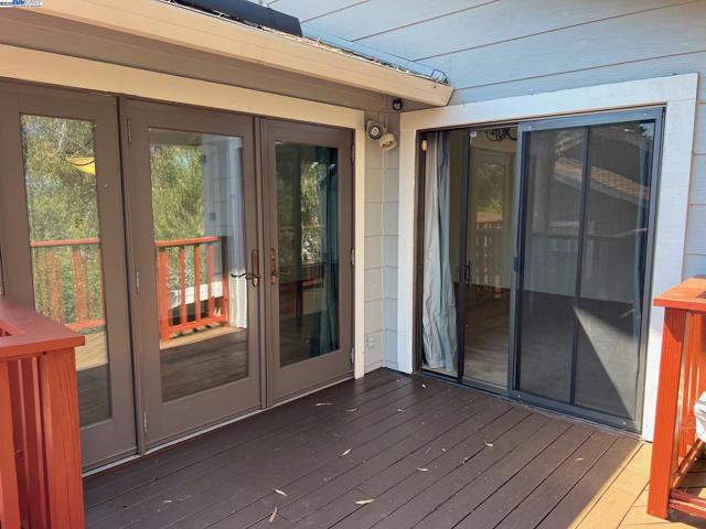3242 Monika Ln, Hayward CA: https://media.crmls.org/mediaz/755be1dd-c684-4325-8062-09b0c583c85a.jpg