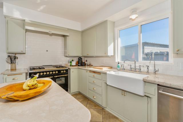 Image 17 of 73 For 9226 Briercrest Dr