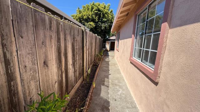 4573 Bolero Drive, San Jose CA: https://media.crmls.org/mediaz/755d1012-f43a-43f8-816c-991d37430022.jpg