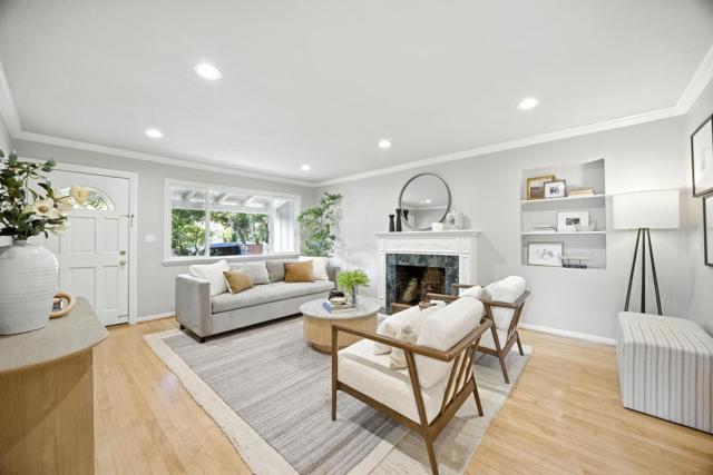 2084 San Carlos Avenue, San Carlos CA: https://media.crmls.org/mediaz/755d42a3-9c20-4785-80cd-86347a979a2a.jpg