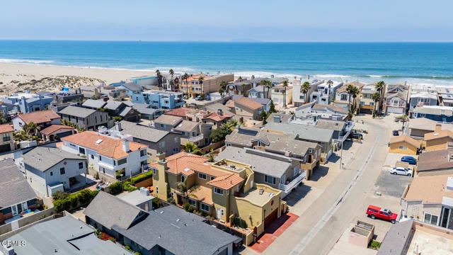 5114 Marlin Way, Oxnard CA: https://media.crmls.org/mediaz/755dae5c-490c-47dc-9ee9-5877995c969e.jpg