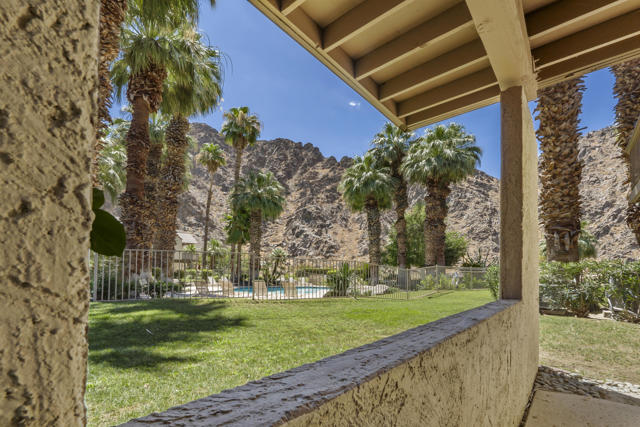 46855 Mountain Cove Drive, Indian Wells CA: https://media.crmls.org/mediaz/755deee6-9ef0-44b4-b754-c090f5d0ac48.jpg