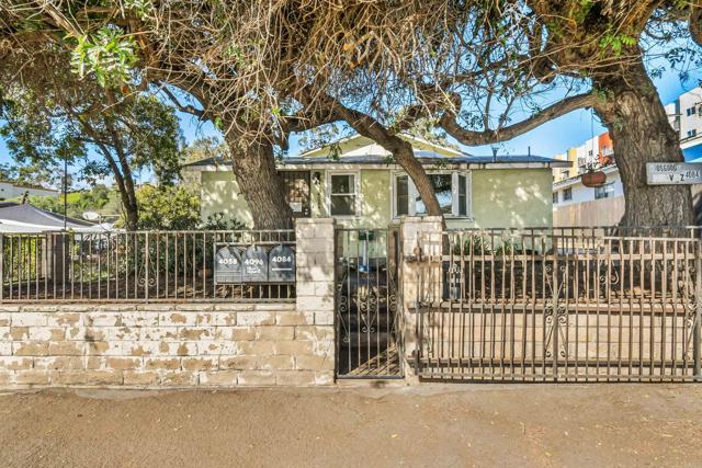 Detail Gallery Image 3 of 62 For 4084 Beyer Blvd, San Ysidro,  CA 92173 - 3 Beds | 3 Baths