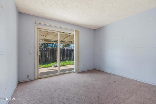 1421 Sequoia Avenue, Simi Valley CA: https://media.crmls.org/mediaz/755e4bb0-9d80-4902-a314-5d8ca3dd9b6e.jpg