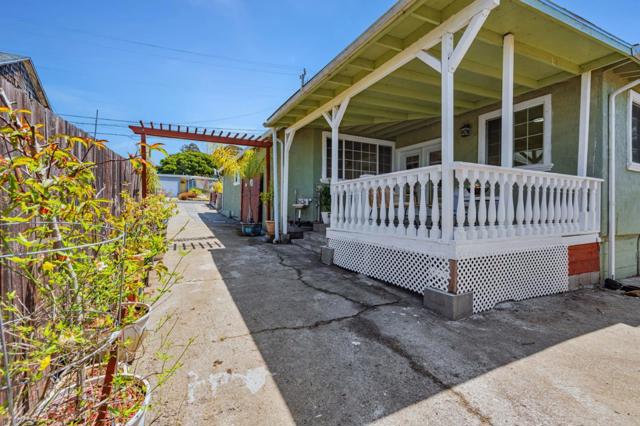 1790 Tulare Avenue, Richmond CA: https://media.crmls.org/mediaz/755e80d0-9a50-494b-93ab-444d0c2c2178.jpg
