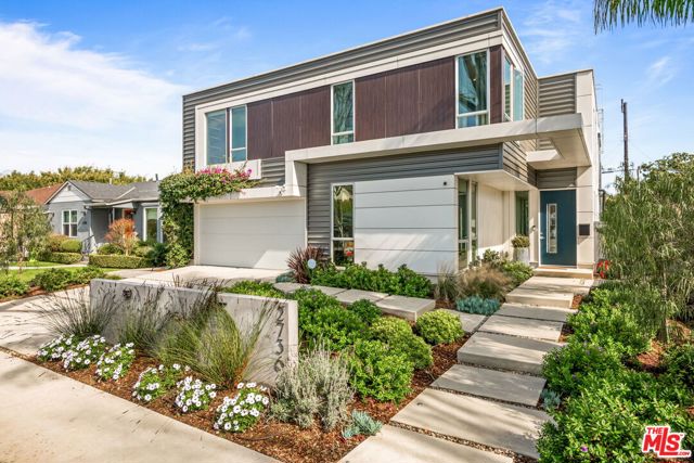 2736 Armacost Avenue, Los Angeles CA: https://media.crmls.org/mediaz/755e8c37-1e8a-418b-8f44-7ed57975d656.jpg