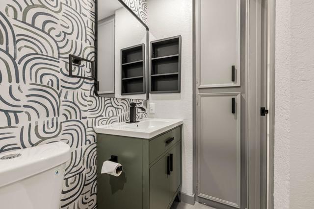 2857 N Los Felices Road #115, Palm Springs, CA 92262