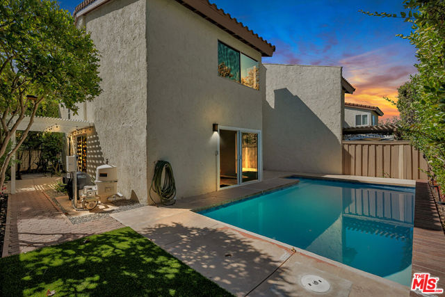 603 Racquet Club Lane, Thousand Oaks CA: https://media.crmls.org/mediaz/75601b30-735e-4389-af7f-e57ed54a17ac.jpg