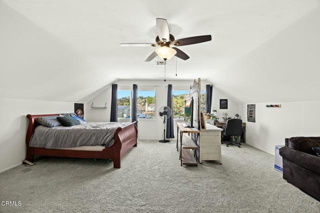 16606 Shinedale Drive, Canyon Country CA: https://media.crmls.org/mediaz/756068e3-9a57-47c9-9cd9-0af61e1fe2b0.jpg