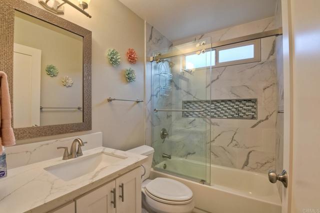 Detail Gallery Image 10 of 17 For 263 San Dimas, Oceanside,  CA 92057 - 2 Beds | 2 Baths
