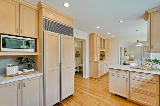 10335 Dempster Avenue, Cupertino CA: https://media.crmls.org/mediaz/7560a2d6-78e0-40ec-b5b3-7bfdadb9ff15.jpg
