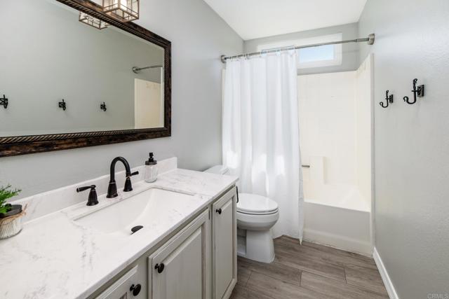 31061 Via Gilberto, Temecula CA: https://media.crmls.org/mediaz/7560fab4-6130-4dca-93e9-bb89cef4e199.jpg