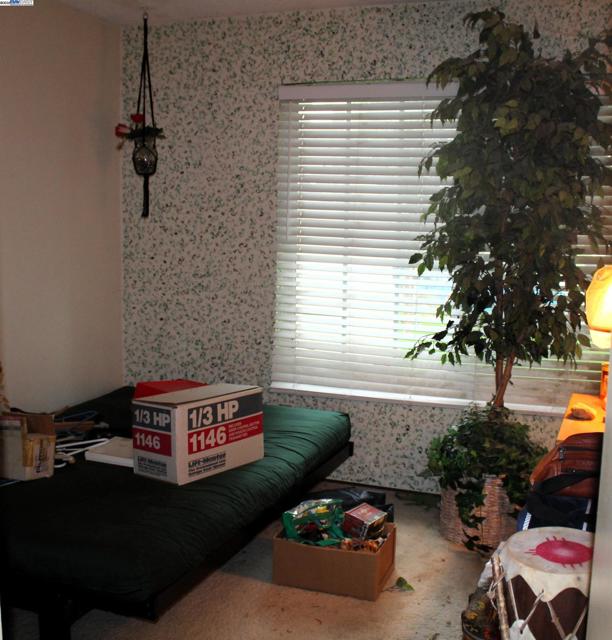 1830 Alegre Dr, Tracy CA: https://media.crmls.org/mediaz/7561486e-226d-4d8c-bb28-22f3cdbe8bf3.jpg