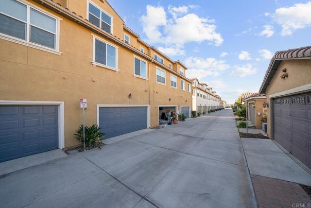 1345 Santa Diana Rd Avenue # 3, Chula Vista, California 91913, 5 Bedrooms Bedrooms, ,3 BathroomsBathrooms,Residential Lease,For Rent,1345 Santa Diana Rd Avenue # 3,CRPTP2407132