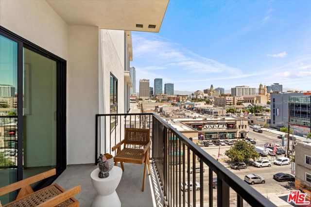 904 S New Hampshire Avenue, Los Angeles CA: https://media.crmls.org/mediaz/75620a8d-0193-43f2-b7de-e52f7c78e77a.jpg