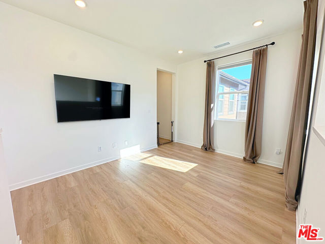 Image 21 of 31 For 4007 Pomelo Drive