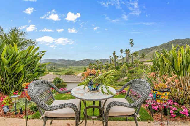 3609 Monte Real, Escondido CA: https://media.crmls.org/mediaz/7563c37f-1e65-45f4-837c-b5914b5216eb.jpg