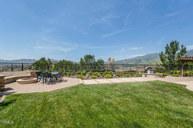 20752 Veneto Way, Porter Ranch CA: https://media.crmls.org/mediaz/756508ac-2972-4b63-ade6-2f6d8443af05.jpg