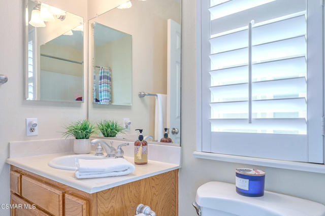 5506 Evita Court, Agoura Hills CA: https://media.crmls.org/mediaz/7565278b-25c0-4ace-8ba0-1a8aa3604c76.jpg