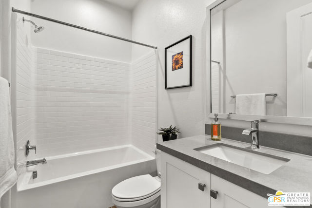 50660 Havasu Falls Drive, Indio CA: https://media.crmls.org/mediaz/75658fdf-3acf-403b-9cfa-3944b35c5a6d.jpg