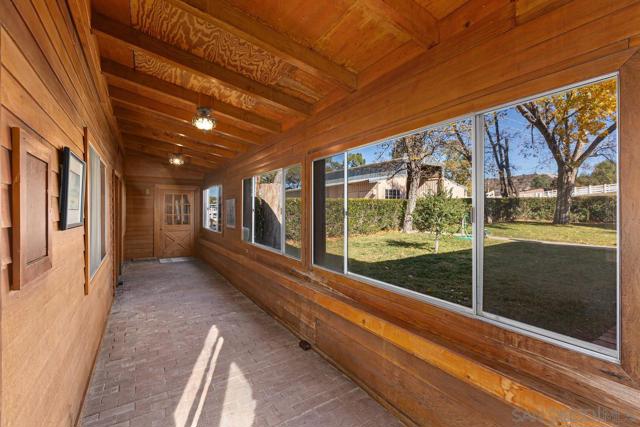 43023 Highway 79, Aguanga CA: https://media.crmls.org/mediaz/7565dd7a-2282-4209-9573-d1610516b28b.jpg