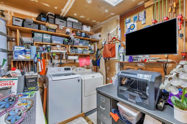 19 Magnolia Court, Watsonville CA: https://media.crmls.org/mediaz/756638e8-e087-47d4-b38e-17441e698260.jpg