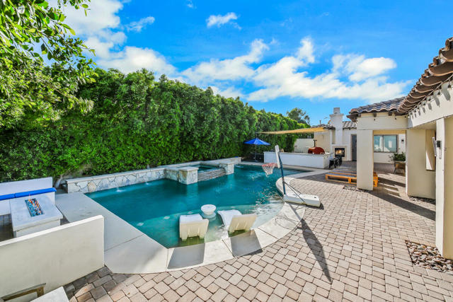 81107 Carefree Drive, Indio CA: https://media.crmls.org/mediaz/7567d842-96ae-45b8-b719-400ca12cc294.jpg