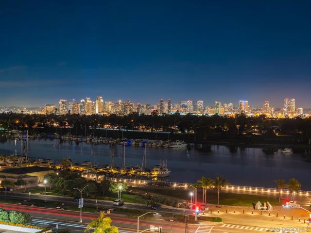 1810 Avenida Del Mundo, Coronado CA: https://media.crmls.org/mediaz/75699cea-855e-43c2-9a6c-367b618bbbf2.jpg