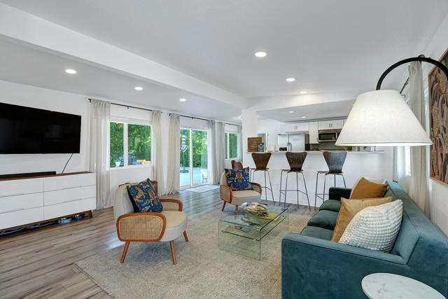 45468 Panorama Drive, Palm Desert CA: https://media.crmls.org/mediaz/756b3740-46fa-41bd-ae58-8de82308bac4.jpg