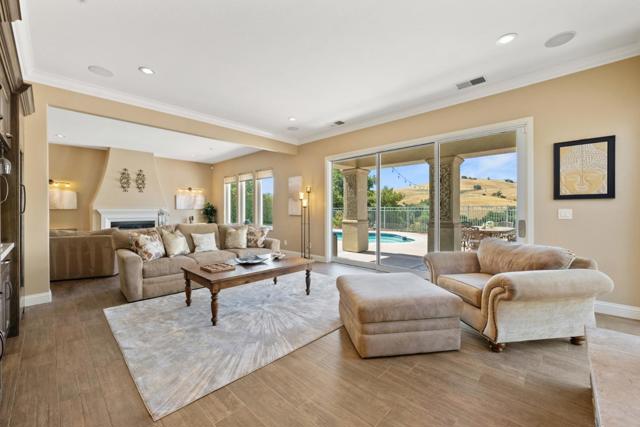 Image 13 of 83 For 5930 Gleneagles Circle