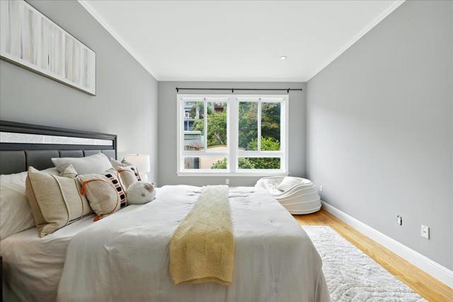 430 Hamilton Street, San Francisco CA: https://media.crmls.org/mediaz/756de628-86e3-43e8-938c-5fbf888a7941.jpg