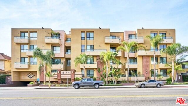 871 Crenshaw Blvd #404, Los Angeles, CA 90005