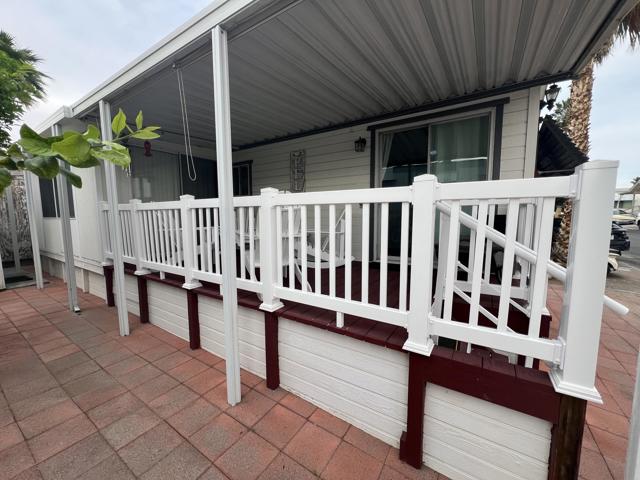 74711 Dillon Road, Desert Hot Springs CA: https://media.crmls.org/mediaz/756e01f0-bbf4-4787-996f-82bfe12af583.jpg