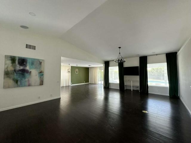 Image 10 of 16 For 30925 Avenida Juarez