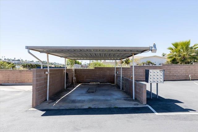 1501 Anza Avenue, Vista CA: https://media.crmls.org/mediaz/756f803b-86fe-4130-bb63-646e0acf09c2.jpg