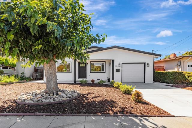 581 Kirk Ave, Sunnyvale CA: https://media.crmls.org/mediaz/756f82ff-85c8-46a7-9754-423afe710337.jpg