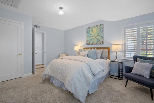 20 Sara Lane, Alamo CA: https://media.crmls.org/mediaz/7570107a-2d95-4277-9aca-20f6ef0e1ad6.jpg