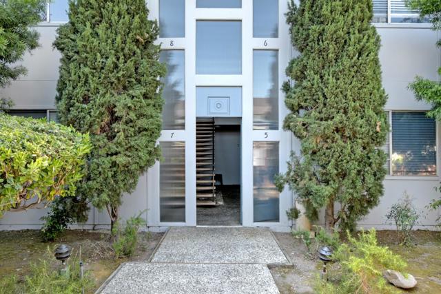 550 Toyon Avenue, San Jose CA: https://media.crmls.org/mediaz/75703177-fb5b-4245-82c7-6cbec89ade56.jpg