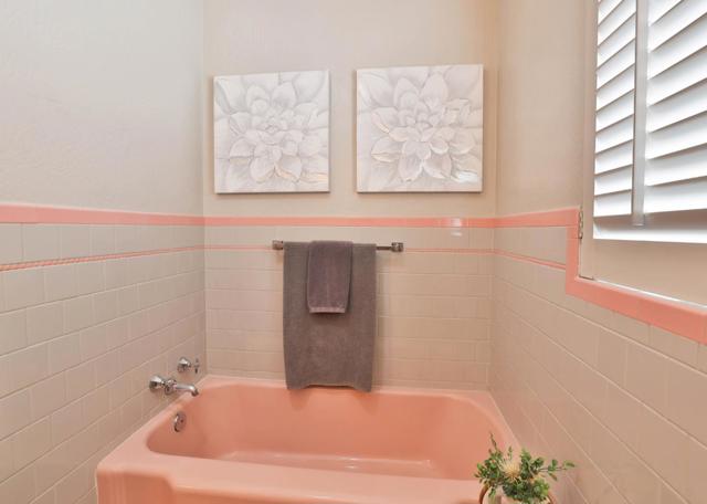 805 E Taylor Street, San Jose CA: https://media.crmls.org/mediaz/75706e38-d3b5-4c6e-bca6-8ed3bcdcf820.jpg