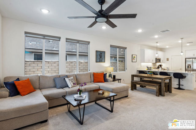 Image 10 of 43 For 85366 Giorno Court
