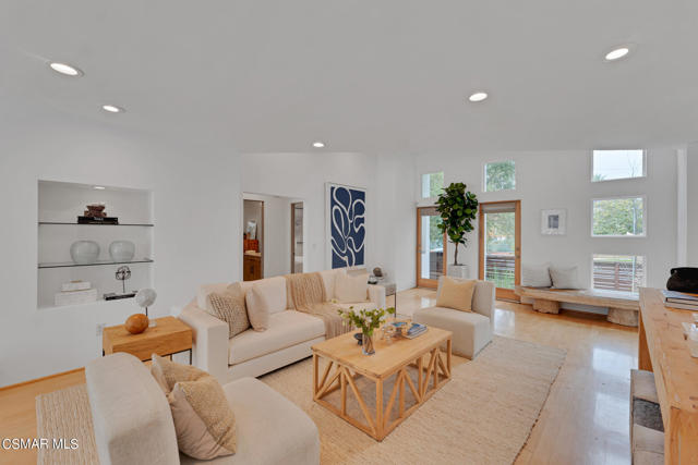 13042 Rose Ave -  HsHProd-27