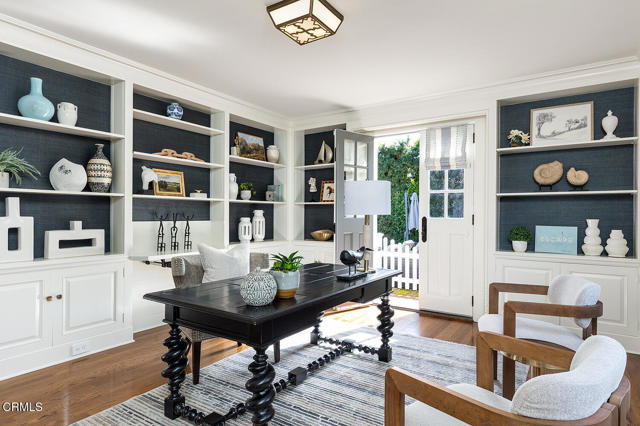 Detail Gallery Image 9 of 72 For 1230 Hillside Rd, Pasadena,  CA 91105 - 8 Beds | 6/3 Baths