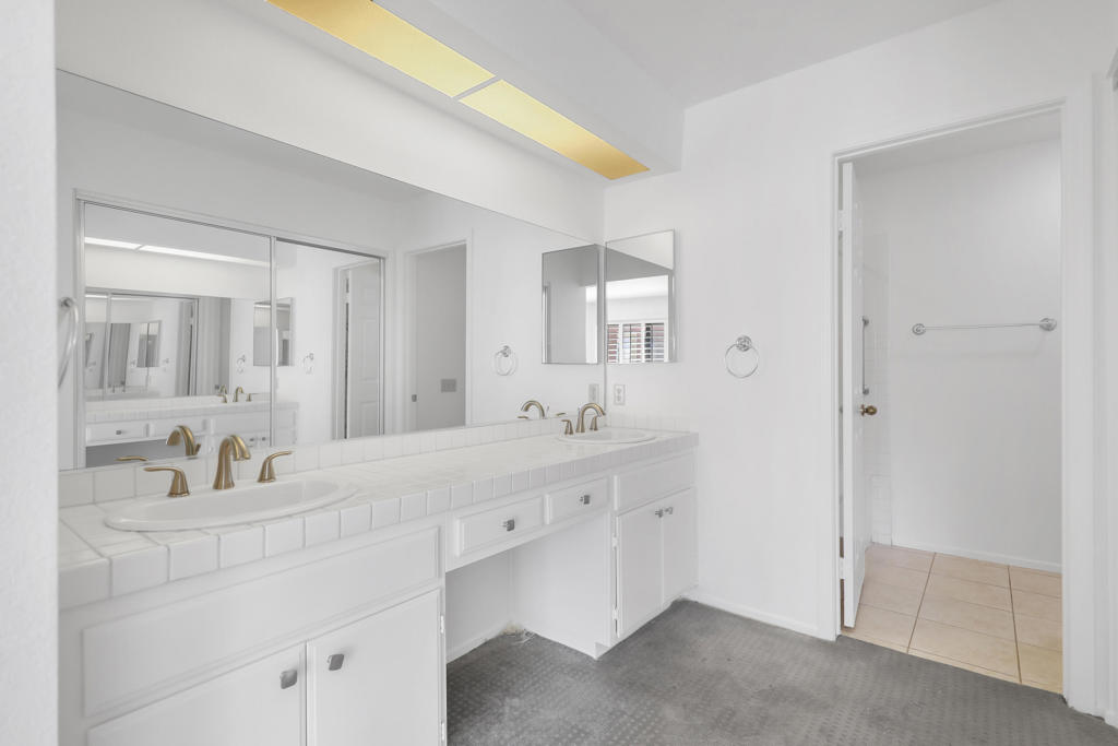 MLS #219137000DA image #20